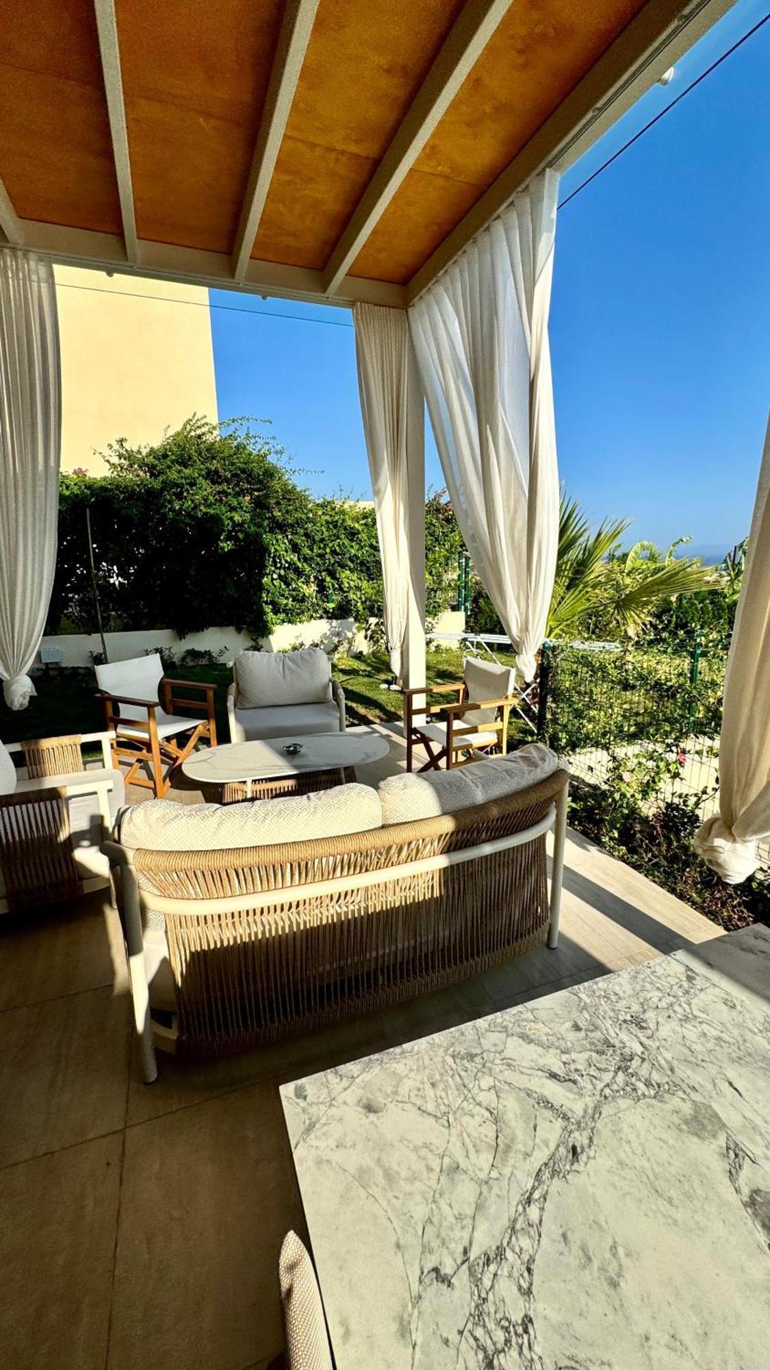 Aparthotel Bella Vista Coast Palase Himare